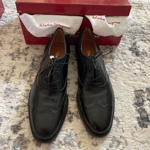 NWT Salvatore Ferragamo Patterned Oxford Shoes